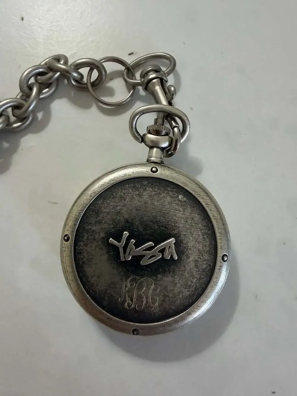 Yaga quartz pocket